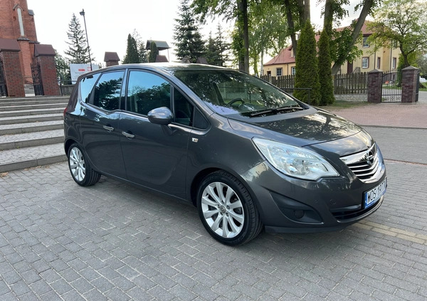 Opel Meriva cena 24700 przebieg: 188000, rok produkcji 2011 z Ostrołęka małe 277